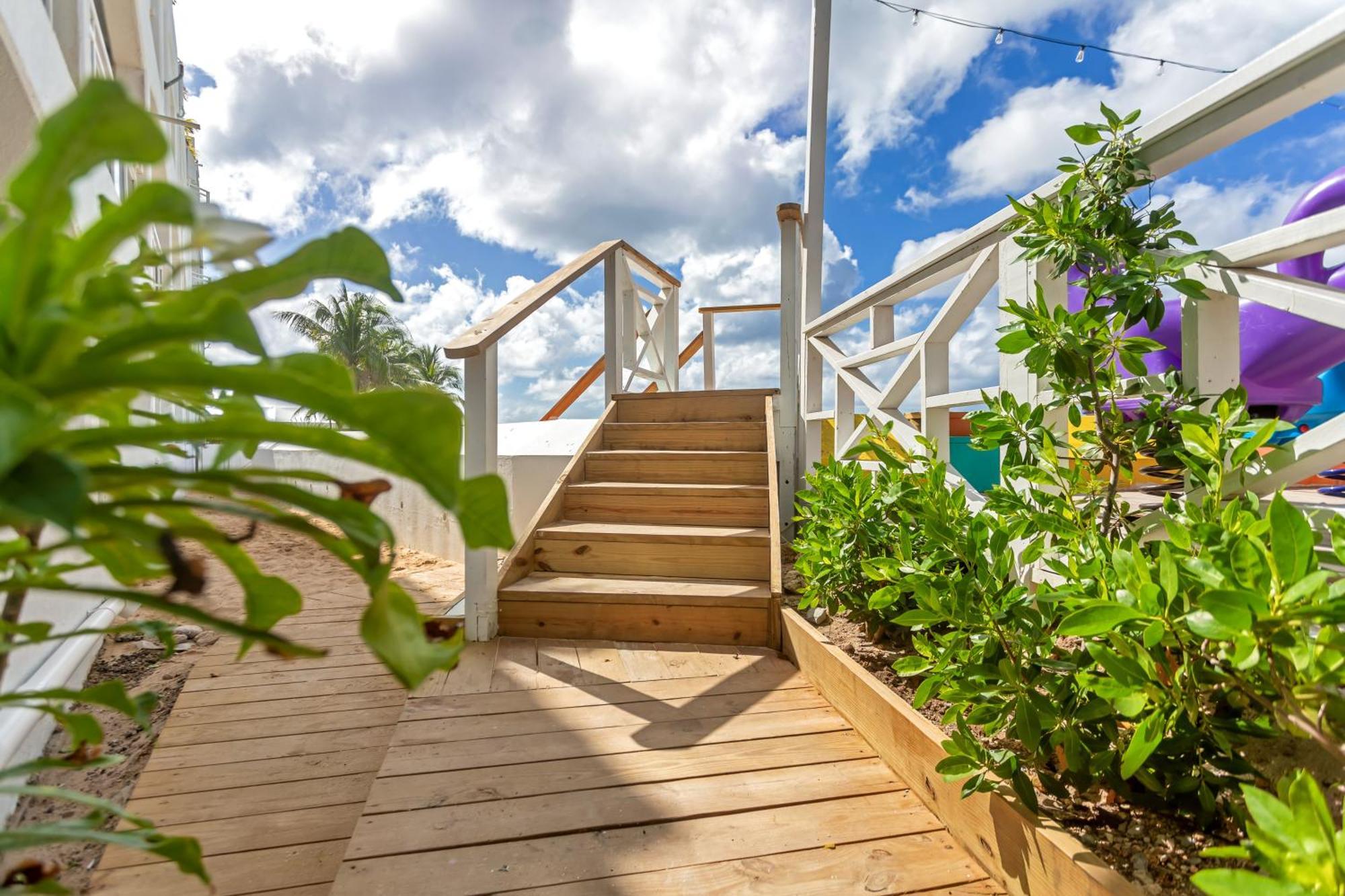Maho Beach House - Luxe 1 Bedroom - Ocean Hideaway Exterior foto